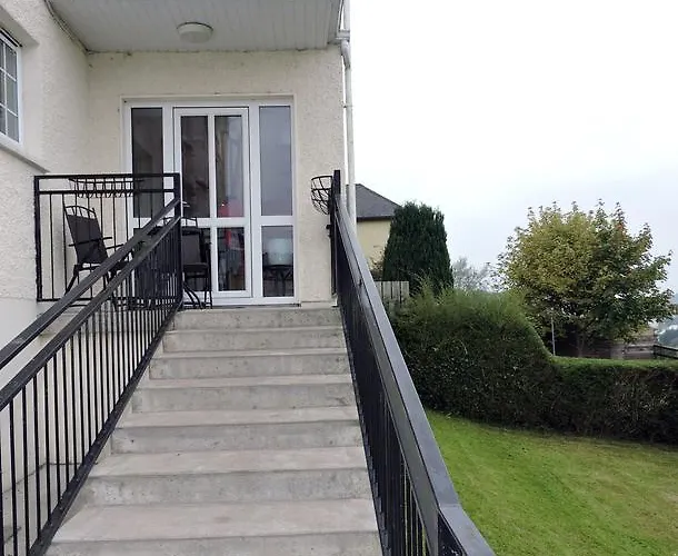 The Meadows モナハン