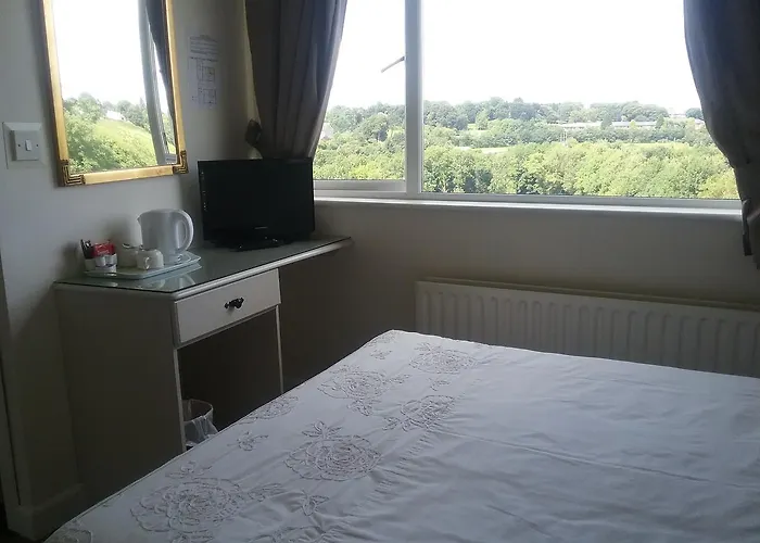 The Meadows * 莫纳汉